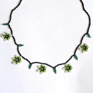 Collier : Chaquira : Huichol