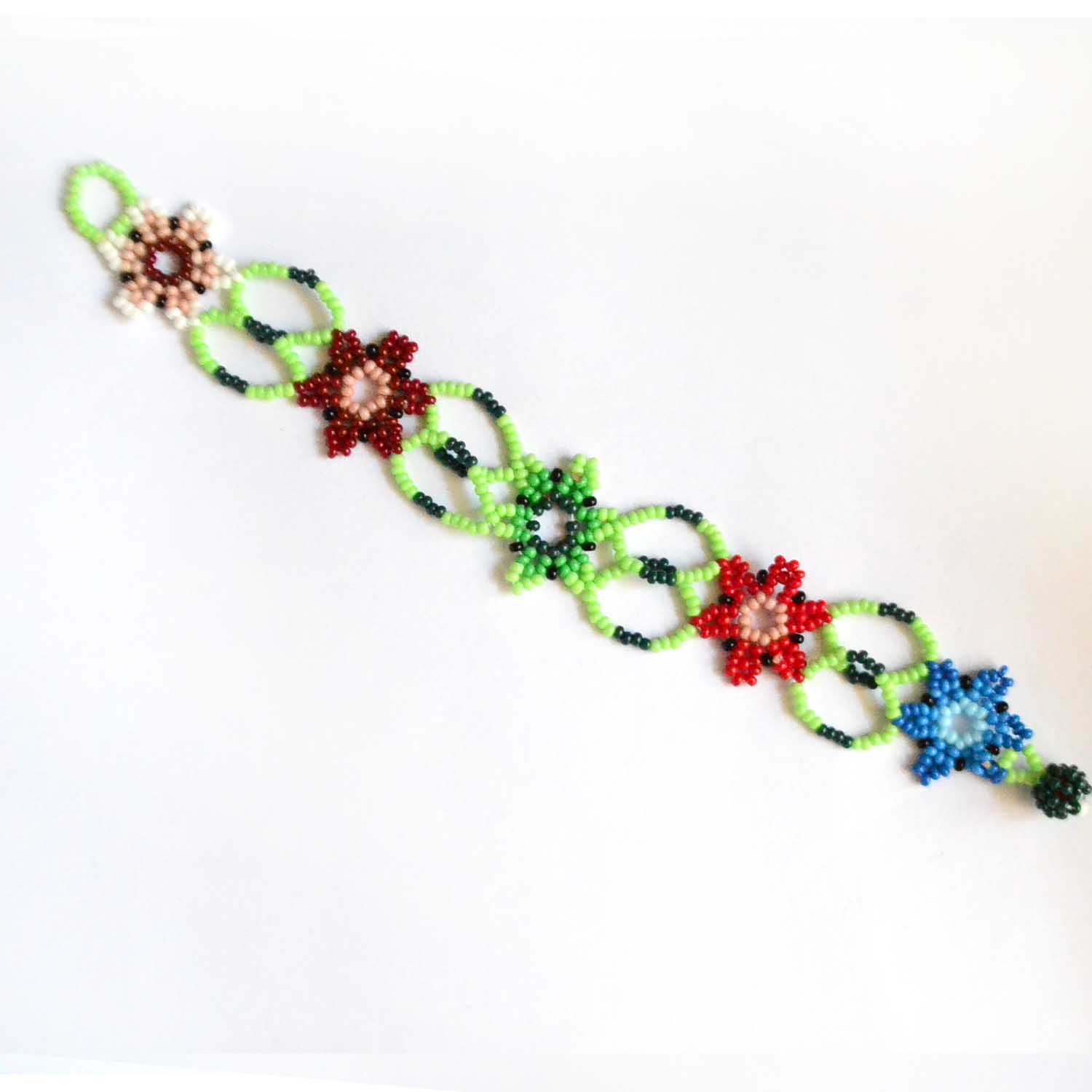 Beads bracelet : Huichol