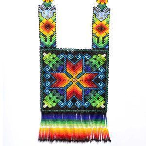 Plastron Chaquira : Huichol