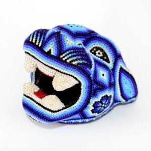 Tête de jaguar avec art Huichol