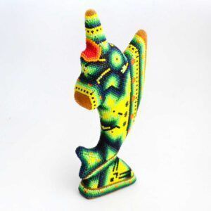 Poisson-voile avec intervention artistique Huichol