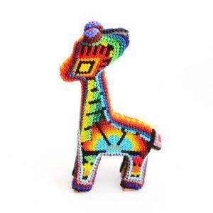 Girafe avec chaqurias- Huichol