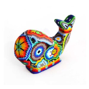 Ballena de arte huichol